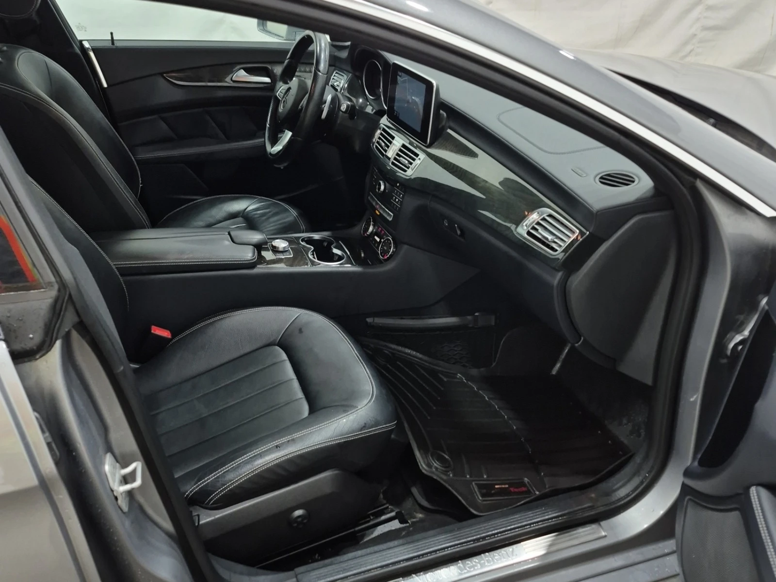 Mercedes-Benz CLS 400 * * CARFAX * * ���� ������ * *  | Mobile.bg � ����������� 11