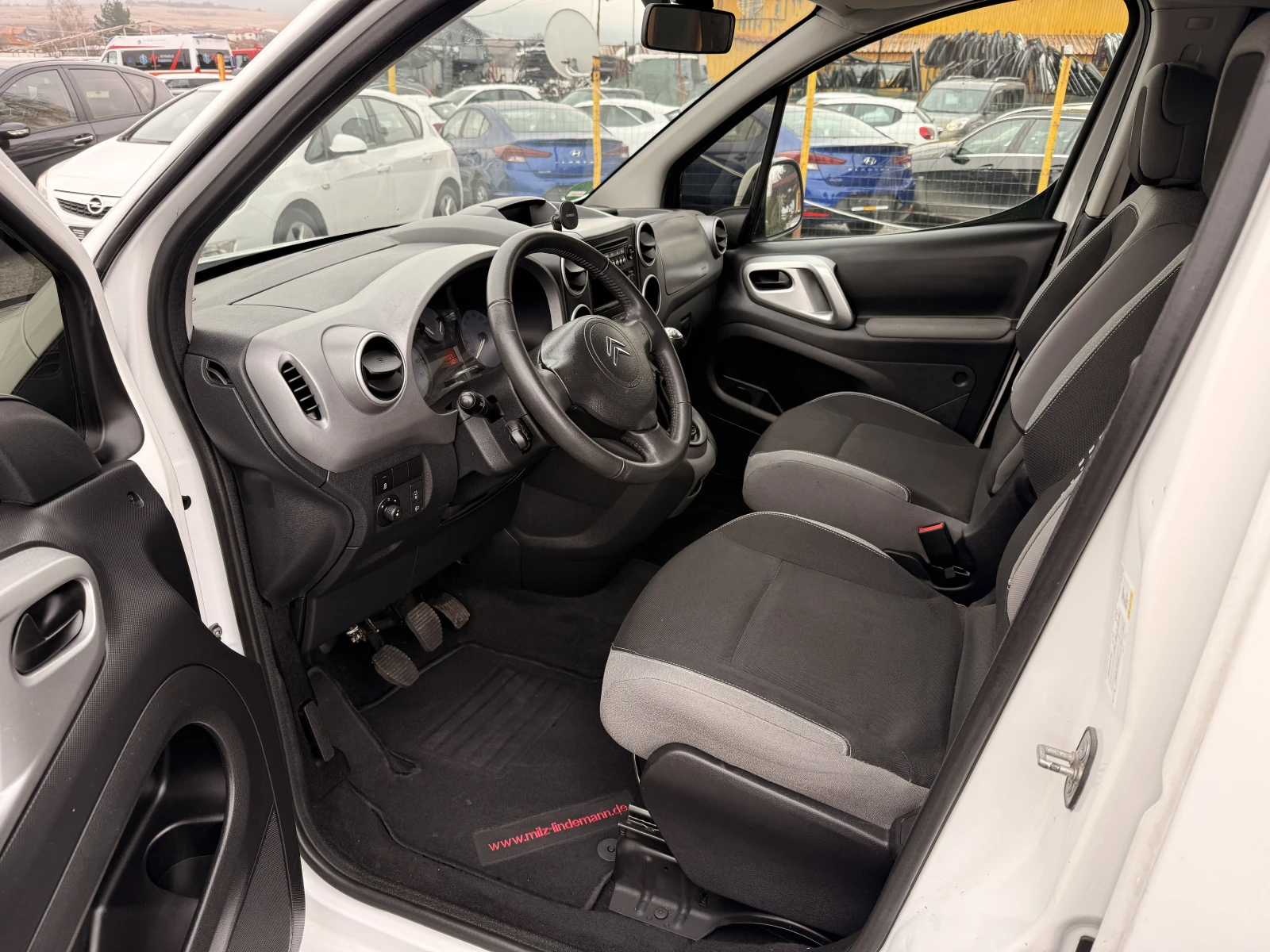 Citroen Berlingo 1.6HDI M1;EURO6;4+ 1�����;TUV | Mobile.bg � ����������� 8