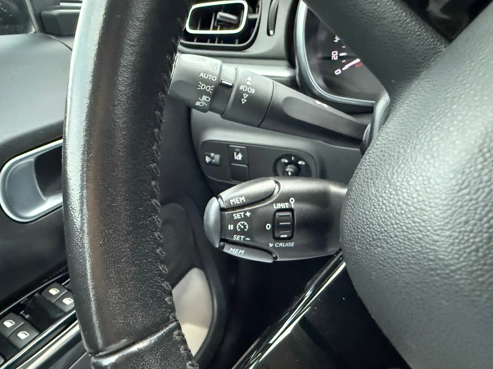 Citroen C3 1.2i/Shine/110ps/Camera/Euro6 | Mobile.bg � ����������� 15