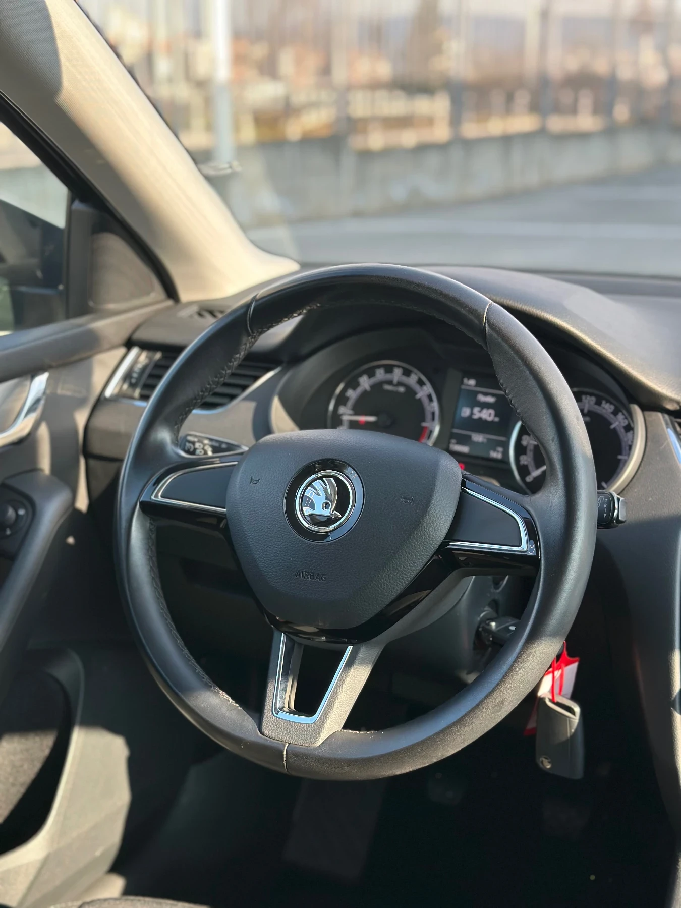 Skoda Octavia 2.0D 4x4, снимка 10 - Автомобили и джипове - 53741199