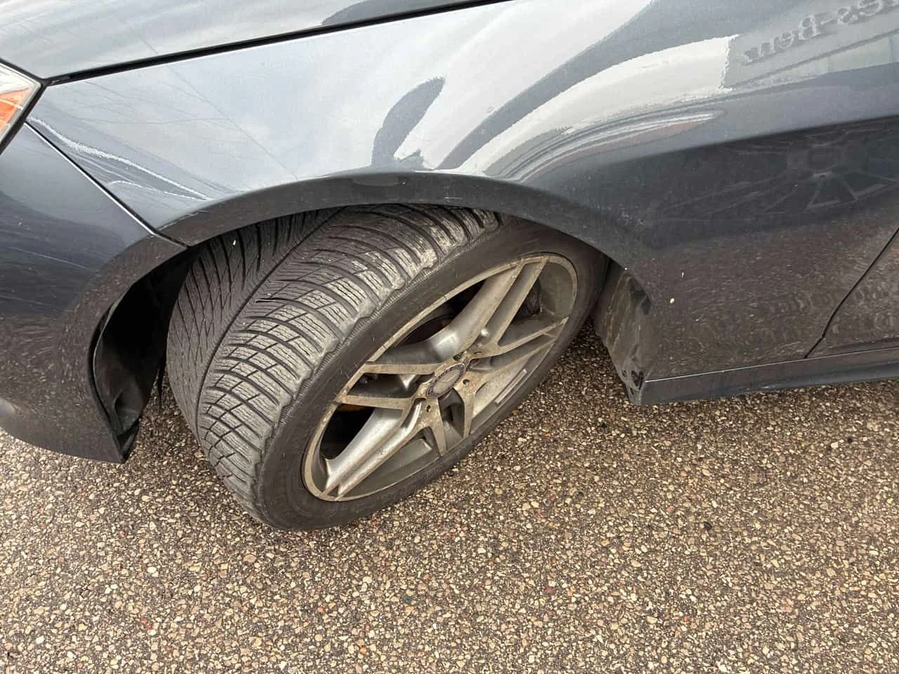 Mercedes-Benz E 400 * CARFAX * HARMAN * 360 * ПАНОРАМА * , снимка 7 - Автомобили и джипове - 54060535