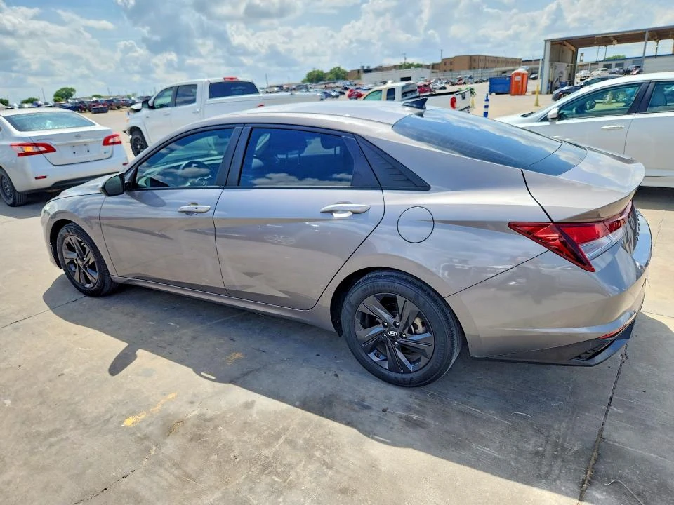 Hyundai Elantra 2.0L 4 FRONT WHEEL DRIVE | Mobile.bg � ����������� 2