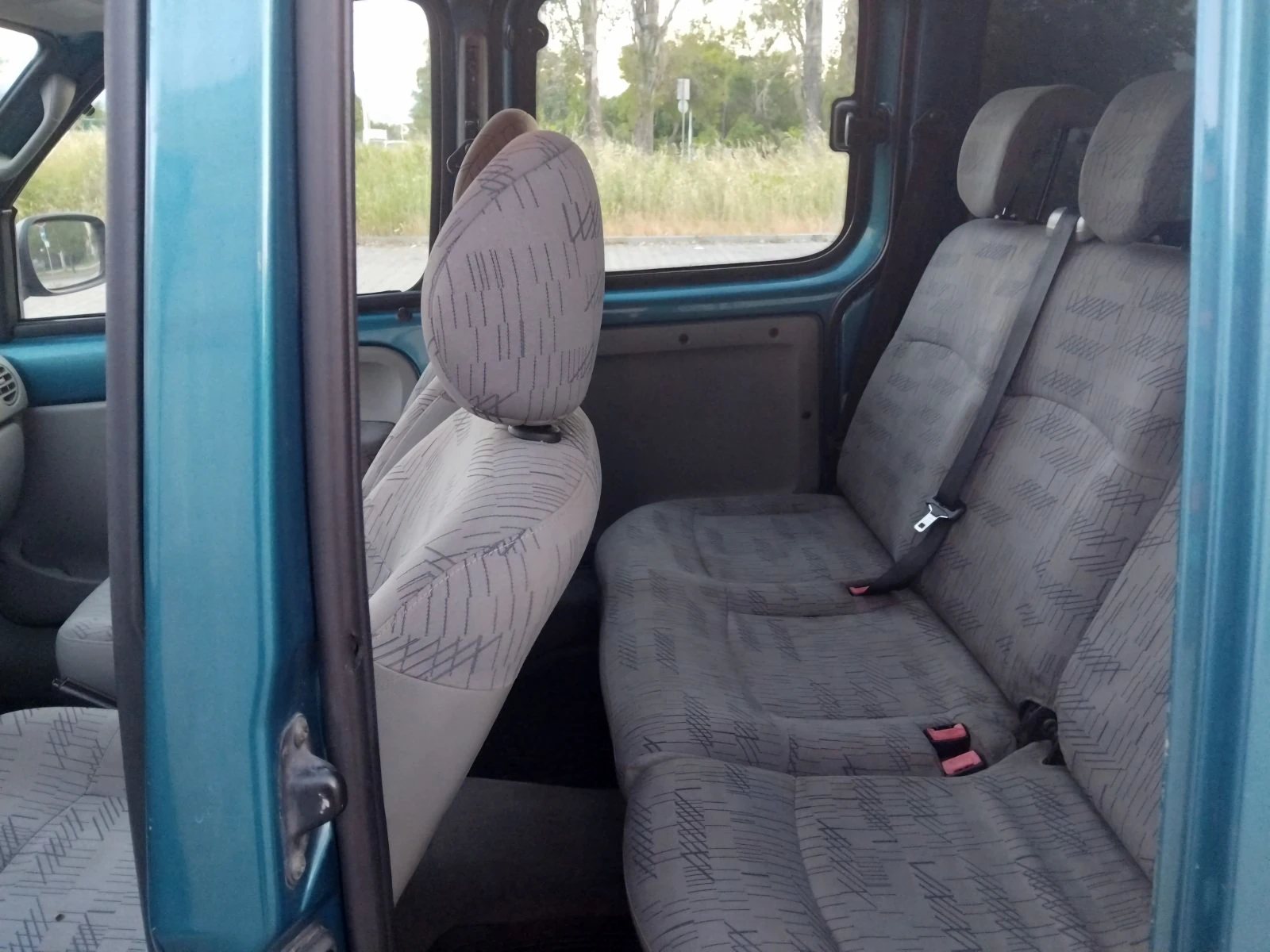 Renault Kangoo 1.5 DCI климатик, снимка 14 - Автомобили и джипове - 54692631