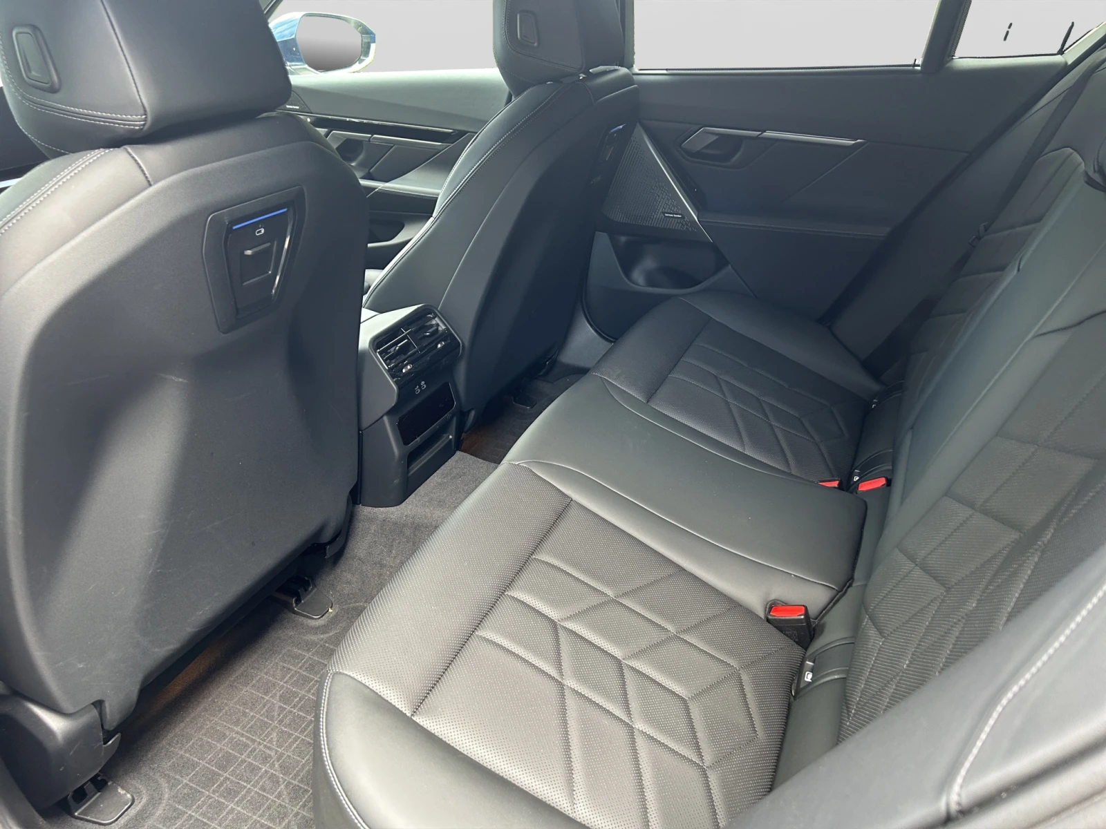 BMW 520 d xDrive, снимка 11 - Автомобили и джипове - 54853756