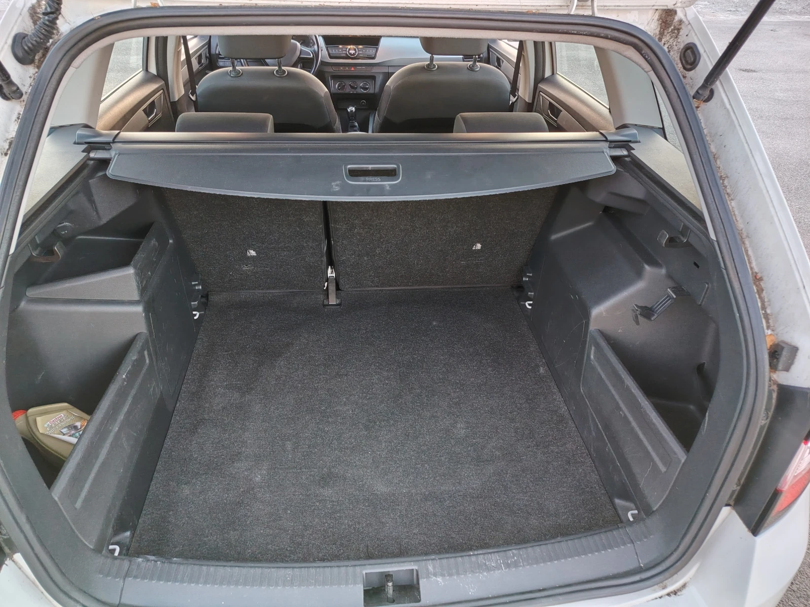 Skoda Fabia 1.0 TSI, снимка 8 - Автомобили и джипове - 55631055