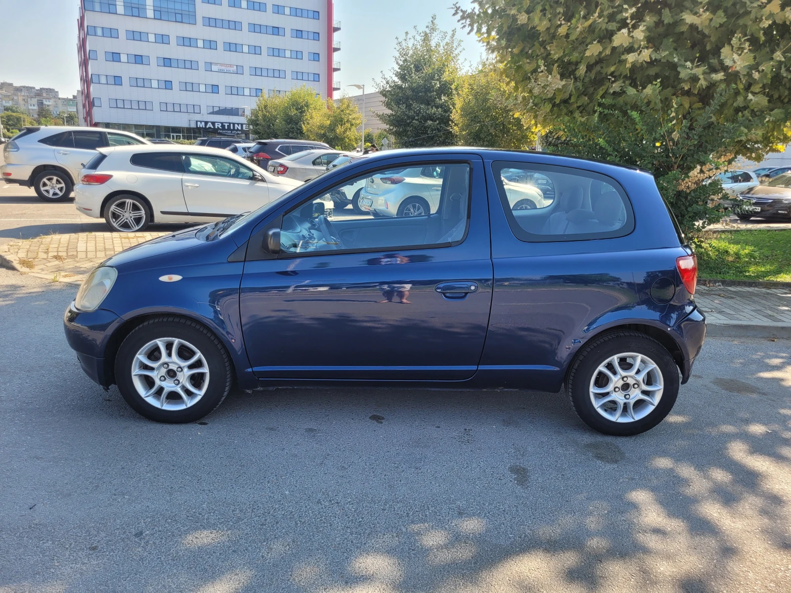 Toyota Yaris 1.3 VVT-i * КЛИМАТИК* , снимка 8 - Автомобили и джипове - 55770796
