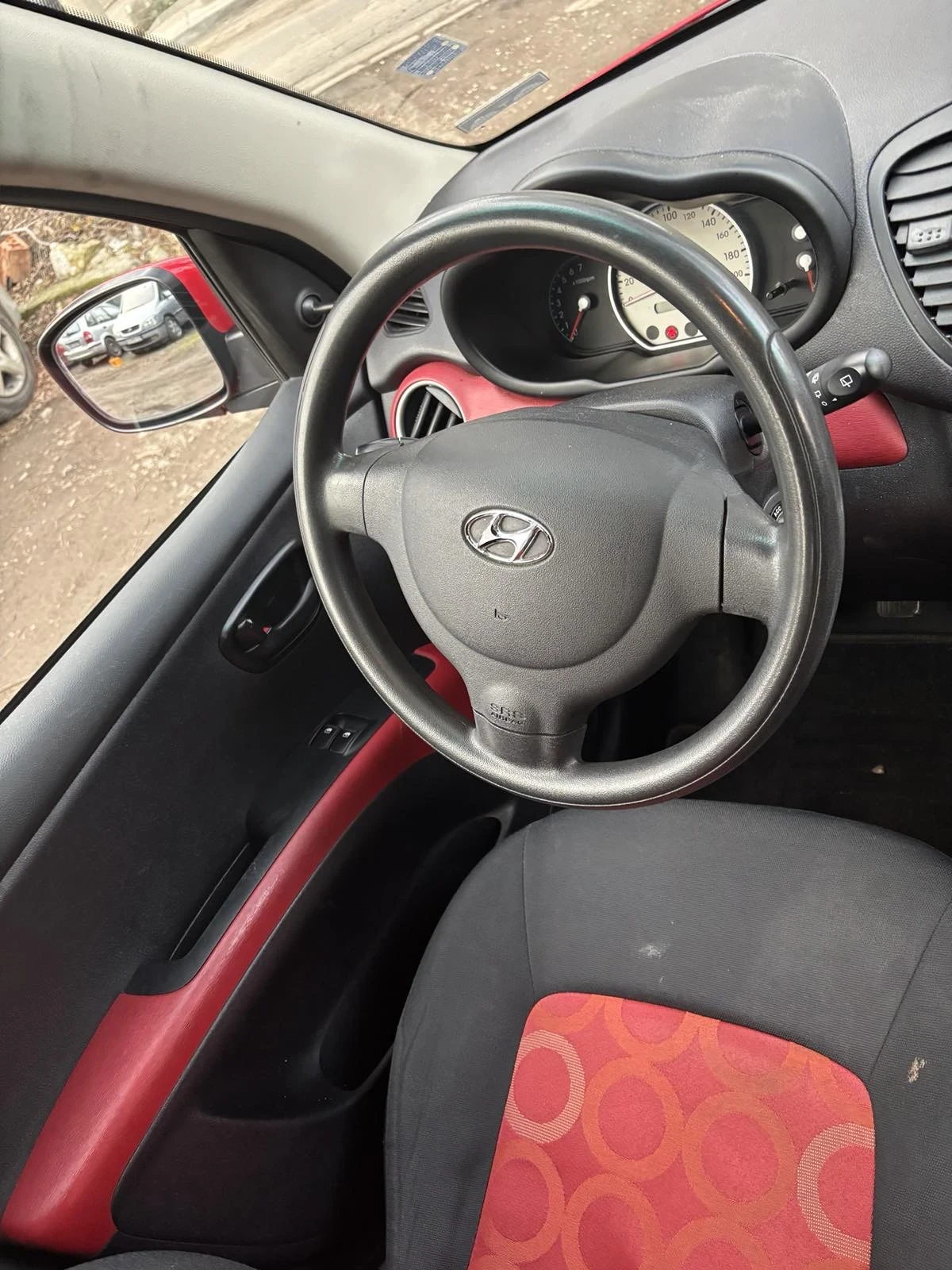 Hyundai I10, снимка 6 - Автомобили и джипове - 55778795