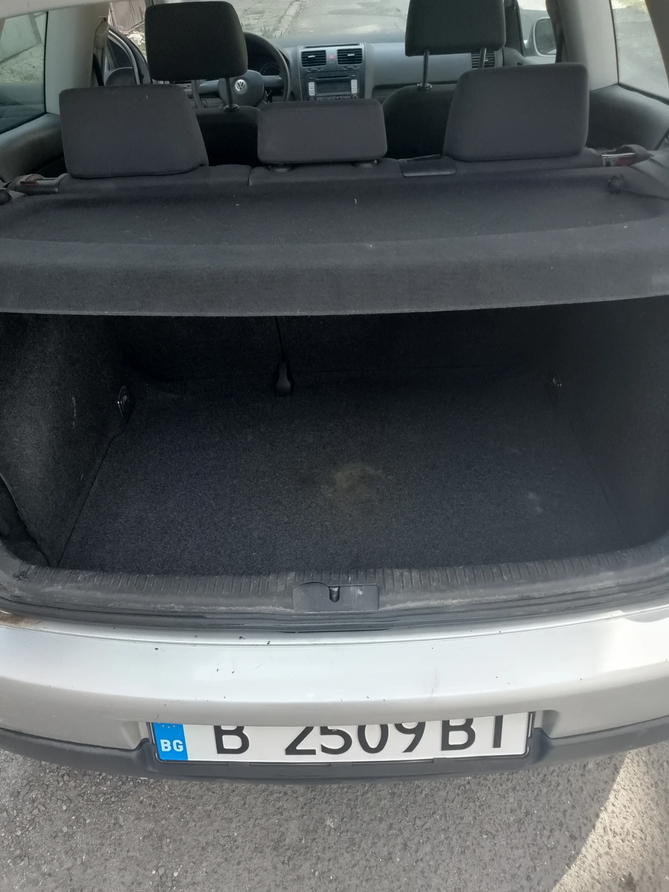 VW Golf Спешно!  Голф 5 Бензин, снимка 6 - Автомобили и джипове - 55897873