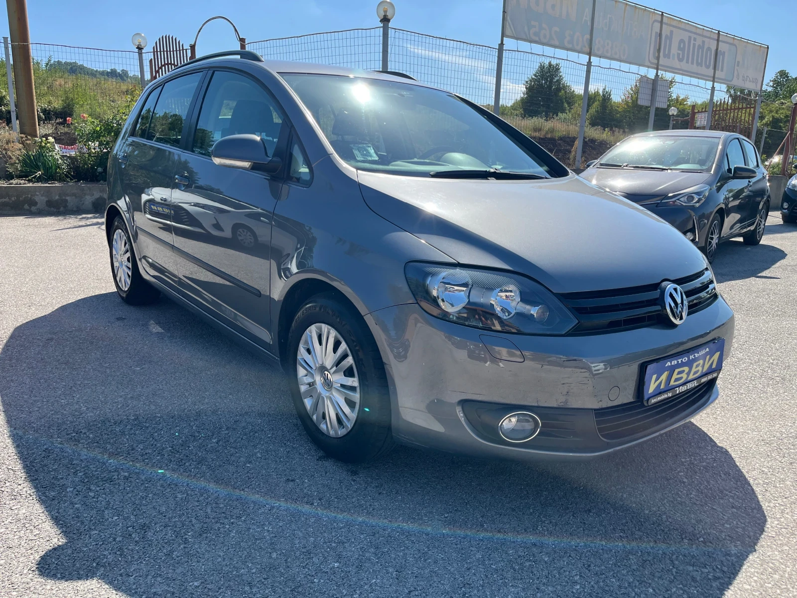 VW Golf Plus 1, 6 I 102 кс  Euro 5A, снимка 4 - Автомобили и джипове - 56007280