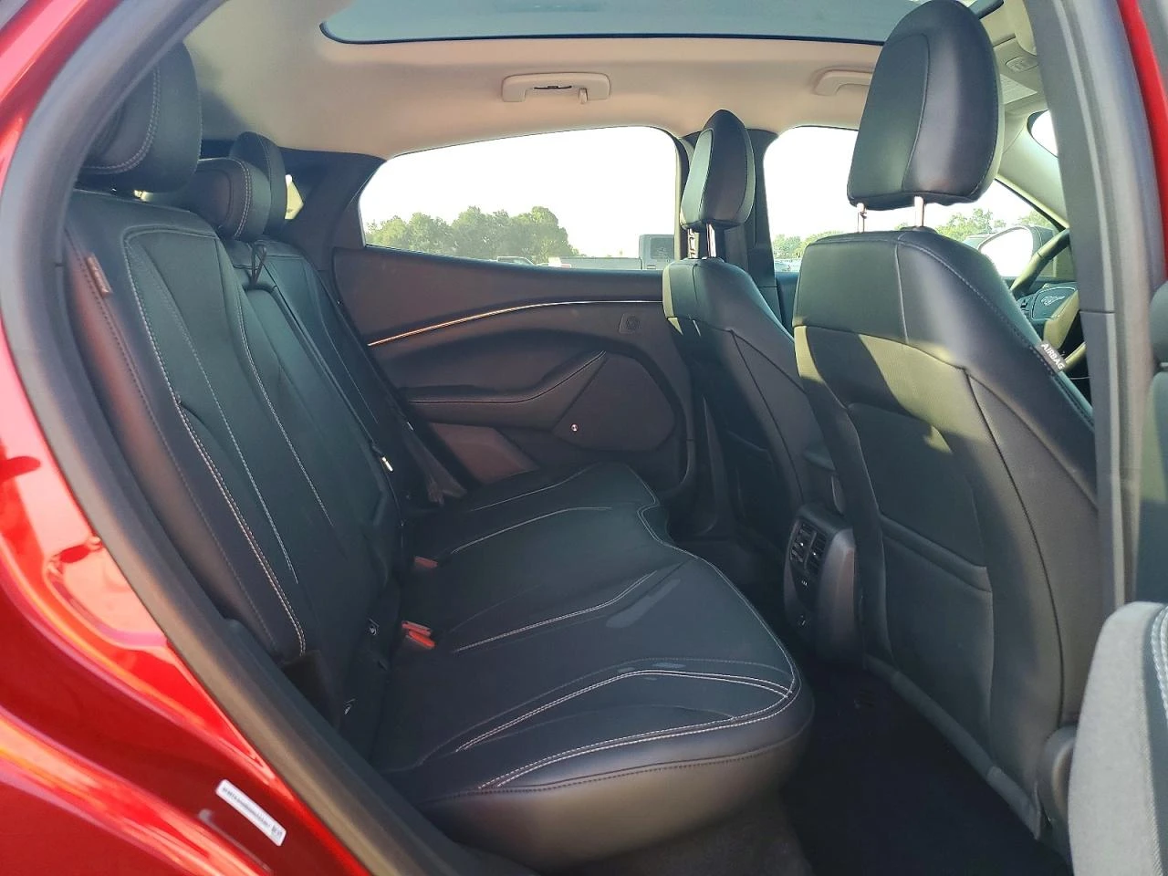 Ford Mustang Mach-E Premium, снимка 10 - Автомобили и джипове - 56320139