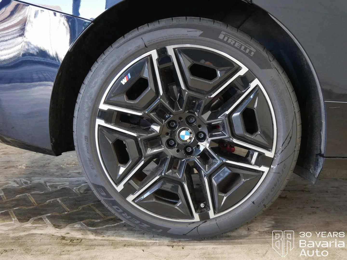 BMW iX M70 xDrive, снимка 12 - Автомобили и джипове - 56395745