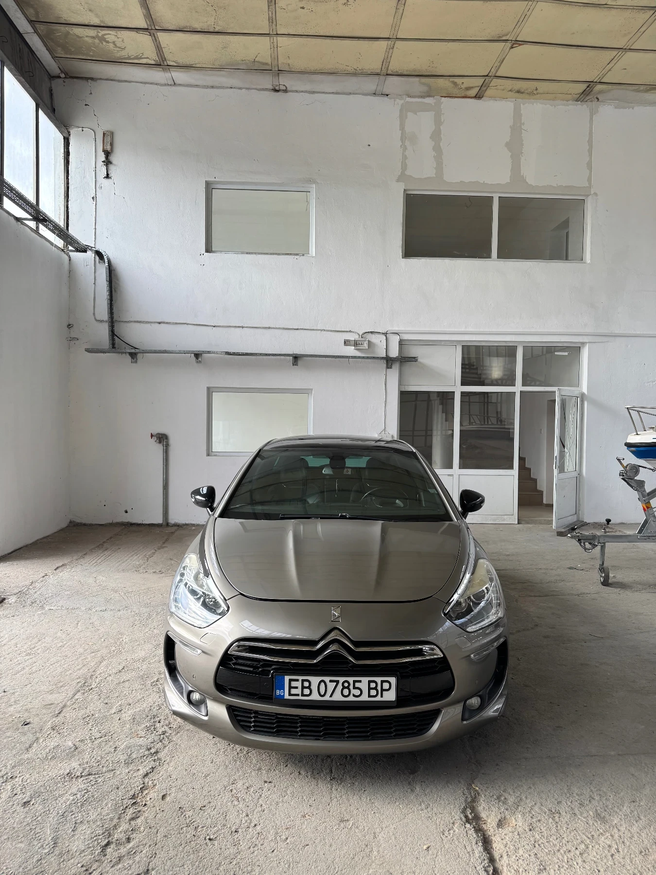 Citroen DS5 2.0 HDI 181 к. с.