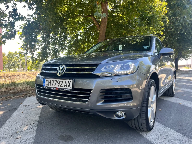 VW Touareg 3.0TDI , снимка 1 - Автомобили и джипове - 46814541