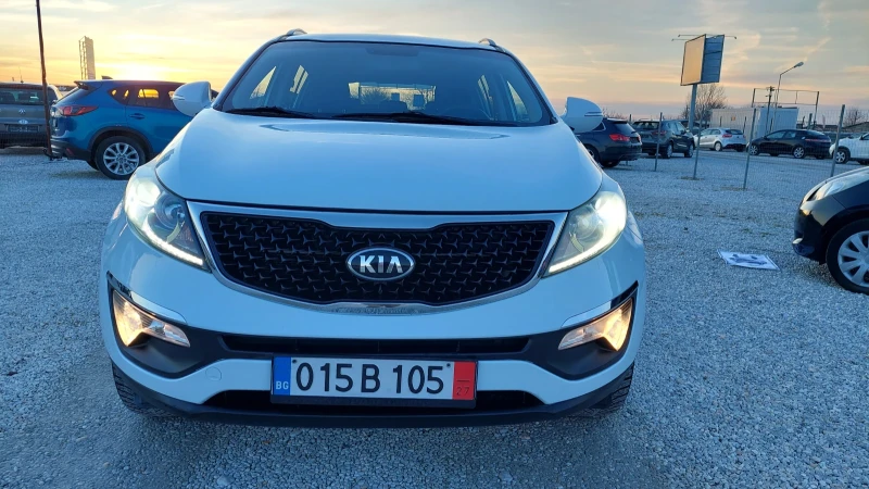 Kia Sportage 1.6i ГАЗ НАВИ КАМЕРА КСЕНОН, снимка 4 - Автомобили и джипове - 48853239