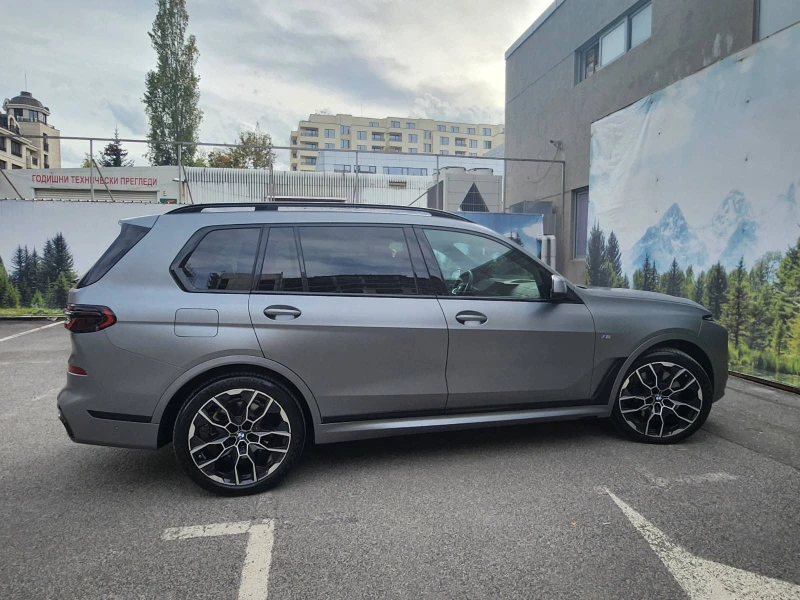 BMW X7 xDrive40i, снимка 4 - Автомобили и джипове - 49156622