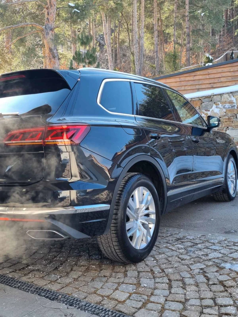 VW Touareg 3.0 TDI, снимка 4 - Автомобили и джипове - 49243755