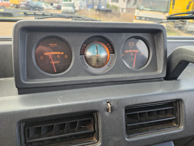 Mitsubishi Pajero 2.5 дизел , снимка 11 - Автомобили и джипове - 53047854