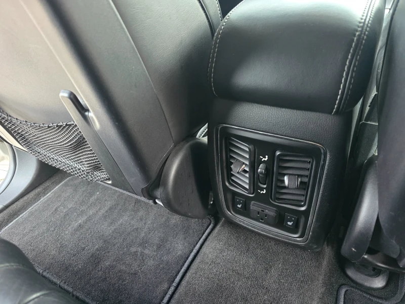 Jeep Grand cherokee 6.4 SRT, снимка 15 - Автомобили и джипове - 53431709