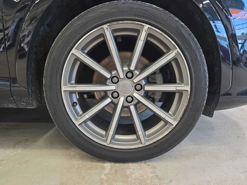 Audi Q3  Technik / LED / BOSE / PANO /ПОДГРЕВИ, снимка 7 - Автомобили и джипове - 53535248