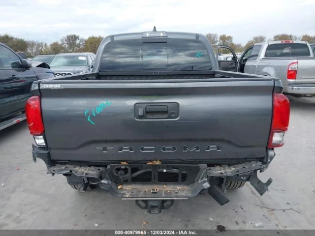 Toyota Tacoma, снимка 17 - Автомобили и джипове - 48756327