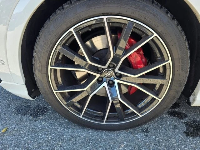 Audi SQ8 * 4.0 TFSI quattro * CARFAX * ЦЕНА ДО БГ, снимка 6 - Автомобили и джипове - 53283729