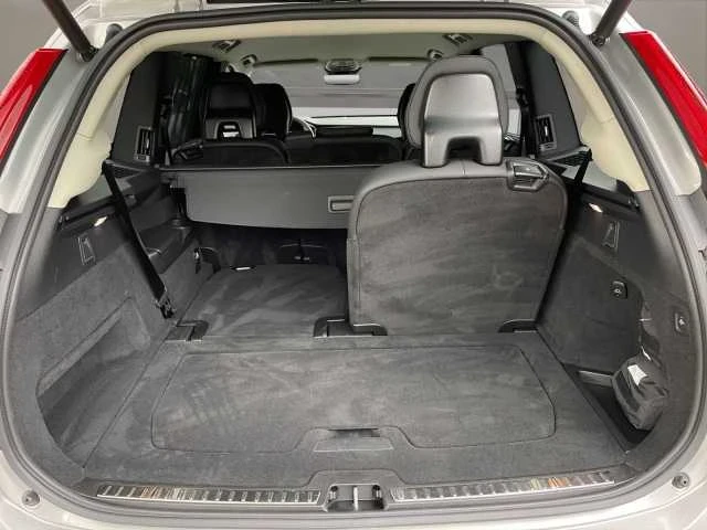 Volvo Xc90 T8* AWD* PLUG-IN HYBRID* DARK* 7S* H&K* ГАРАНЦИЯ, снимка 15 - Автомобили и джипове - 53293449