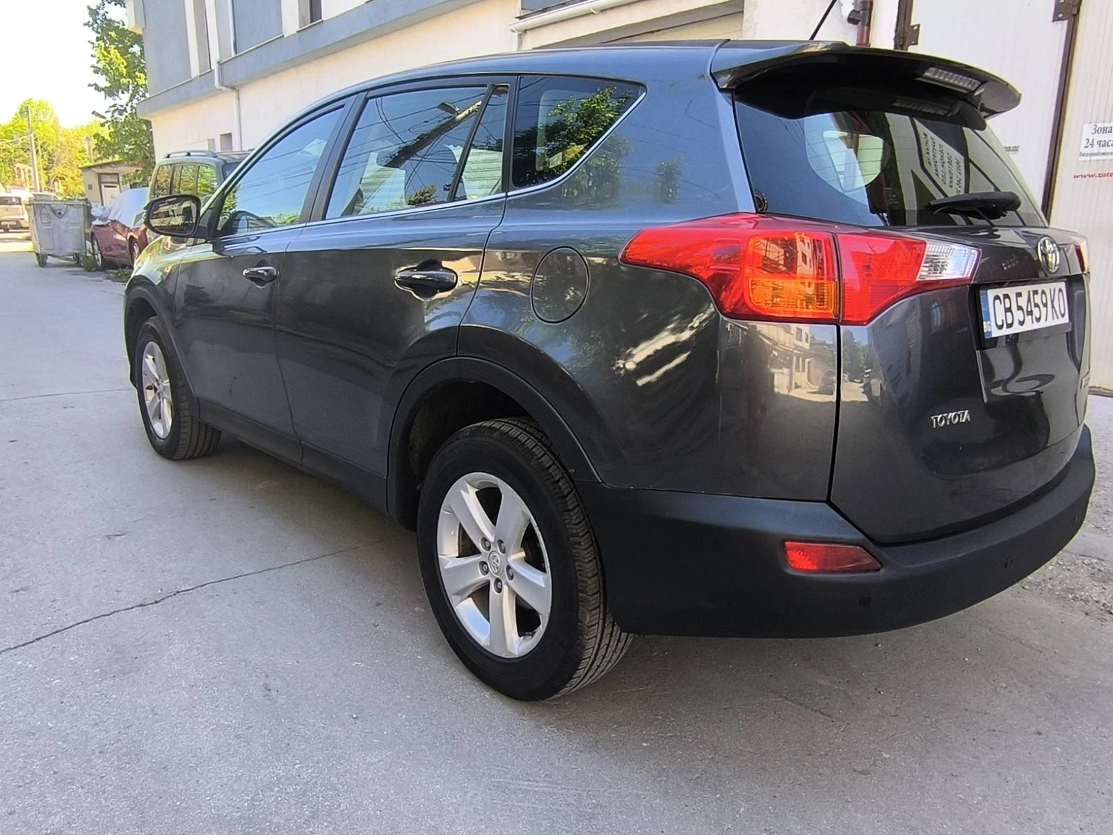 Toyota Rav4  2.0 D-4D Active - изображение 3
