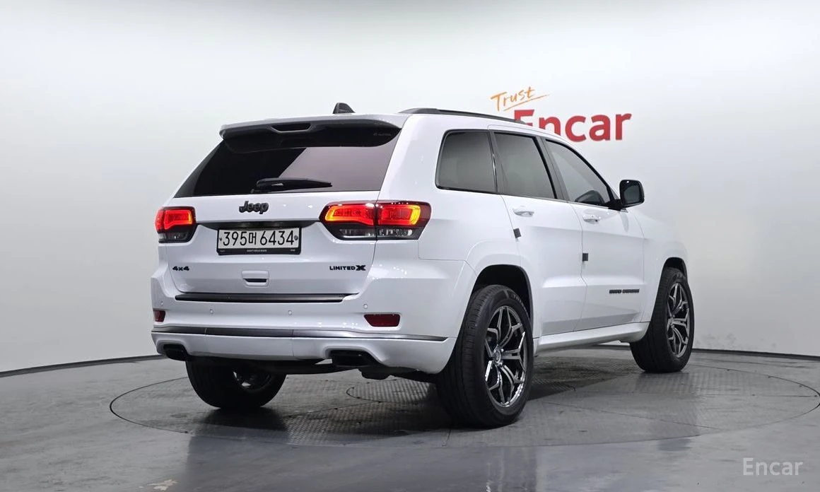 Jeep Grand cherokee  - изображение 2