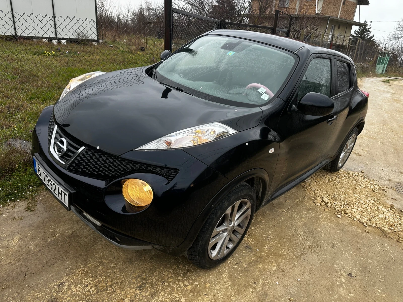 Nissan Juke, снимка 7 - Автомобили и джипове - 53922716