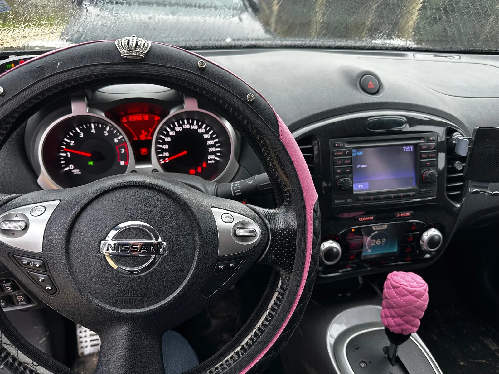 Nissan Juke, снимка 9 - Автомобили и джипове - 53922716