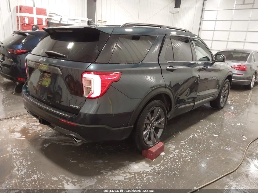 Ford Explorer 2.3l Xlt, снимка 4 - Автомобили и джипове - 54315372