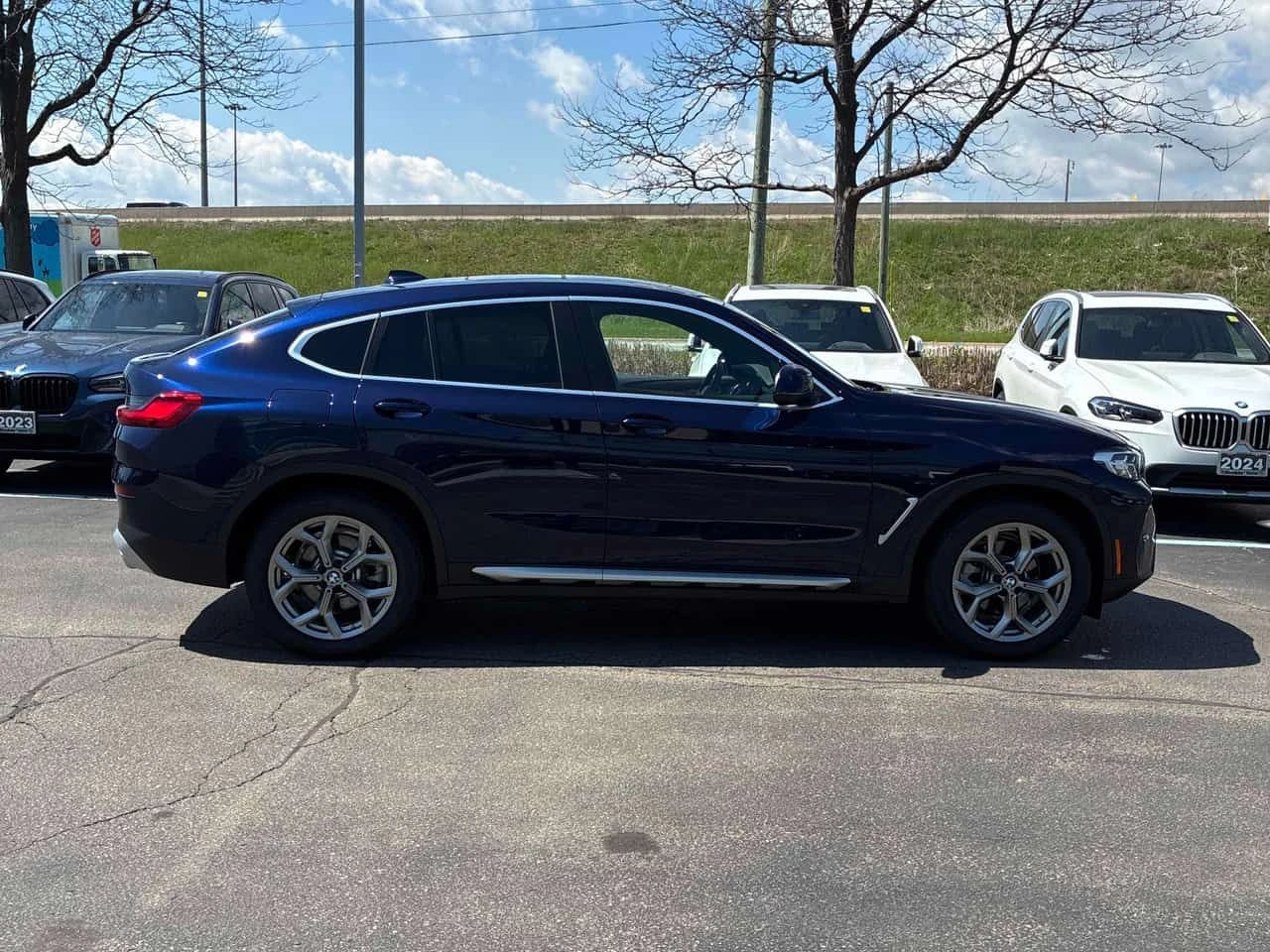 BMW X4 | ПОДГРЕВ | ПАНОРАМА  | CARFAX | , снимка 3 - Автомобили и джипове - 54480257
