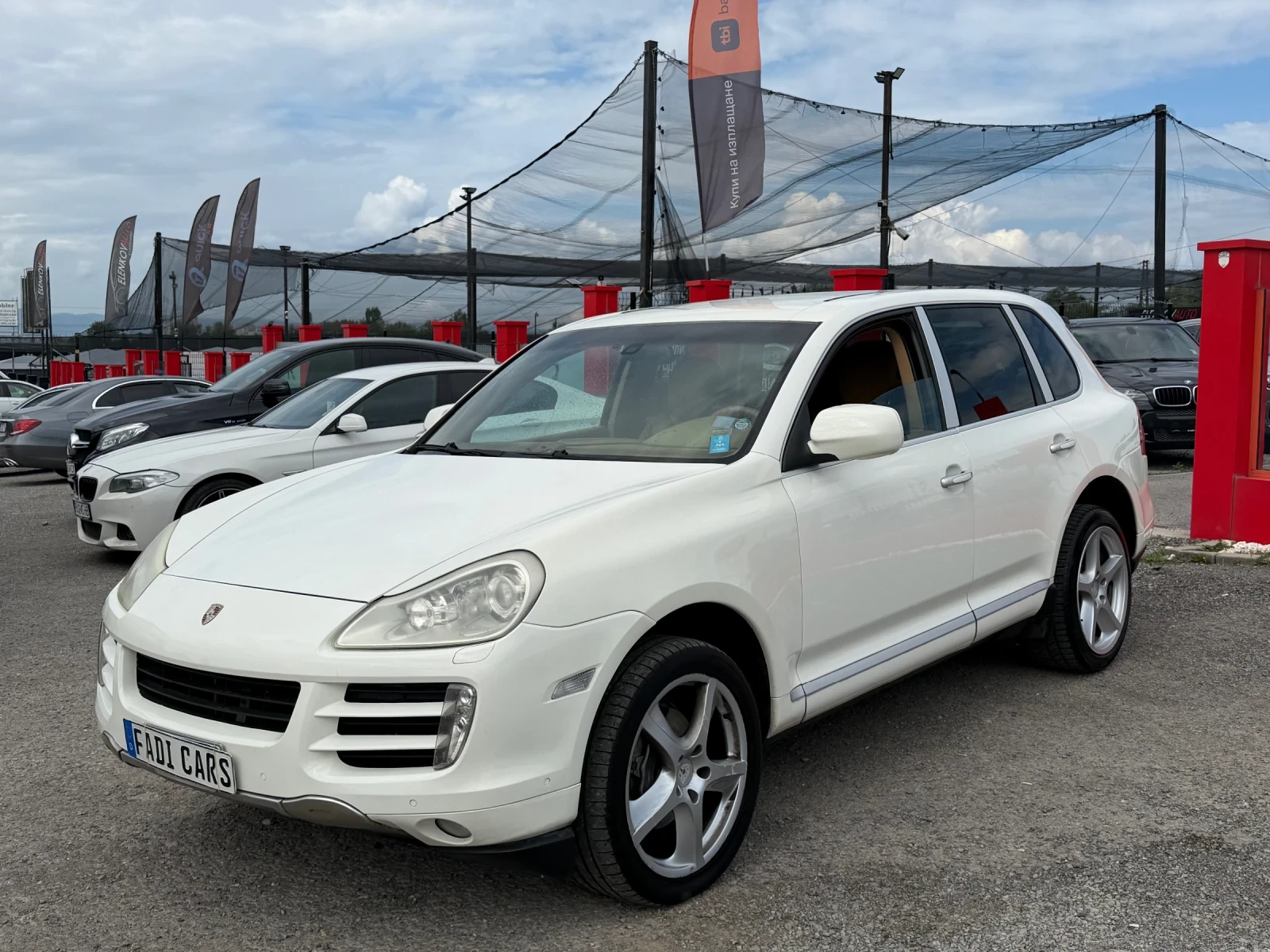 Porsche Cayenne СОБСТВЕН ЛИЗИНГ, снимка 3 - Автомобили и джипове - 55153077