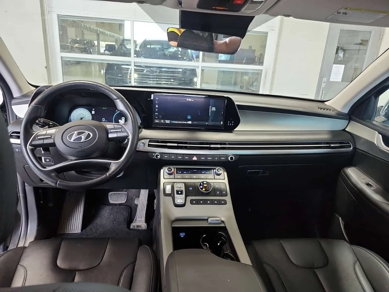 Hyundai Palisade  URBAN / ДИСТРОНИК / 360 / ОБДУХВАНЕ , снимка 10 - Автомобили и джипове - 55473534