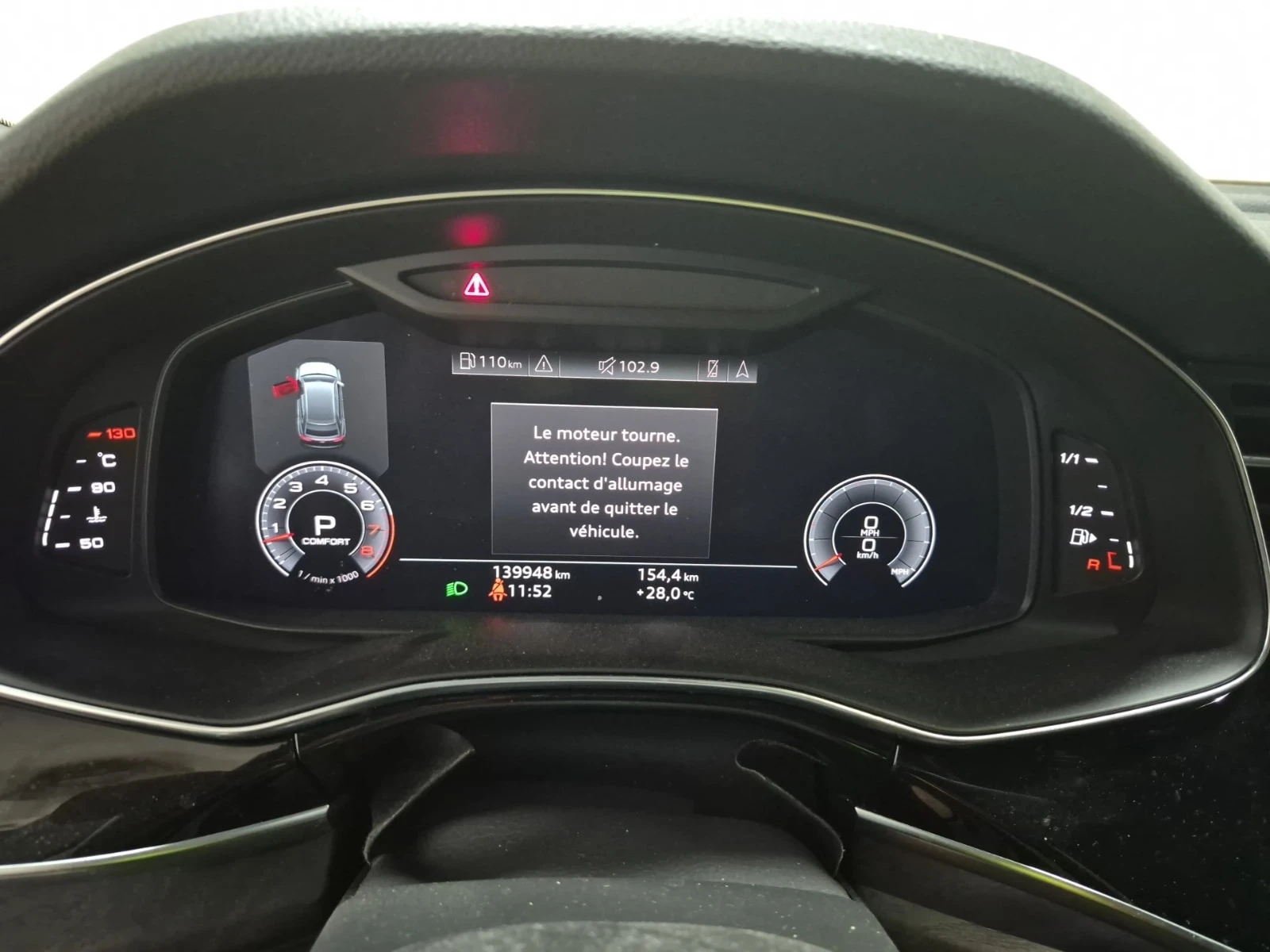 Audi Q8 * PROGRESSIV * CARFAX * ОПЦИЯ ЗА ФИНАНСИРАНЕ , снимка 9 - Автомобили и джипове - 55925888