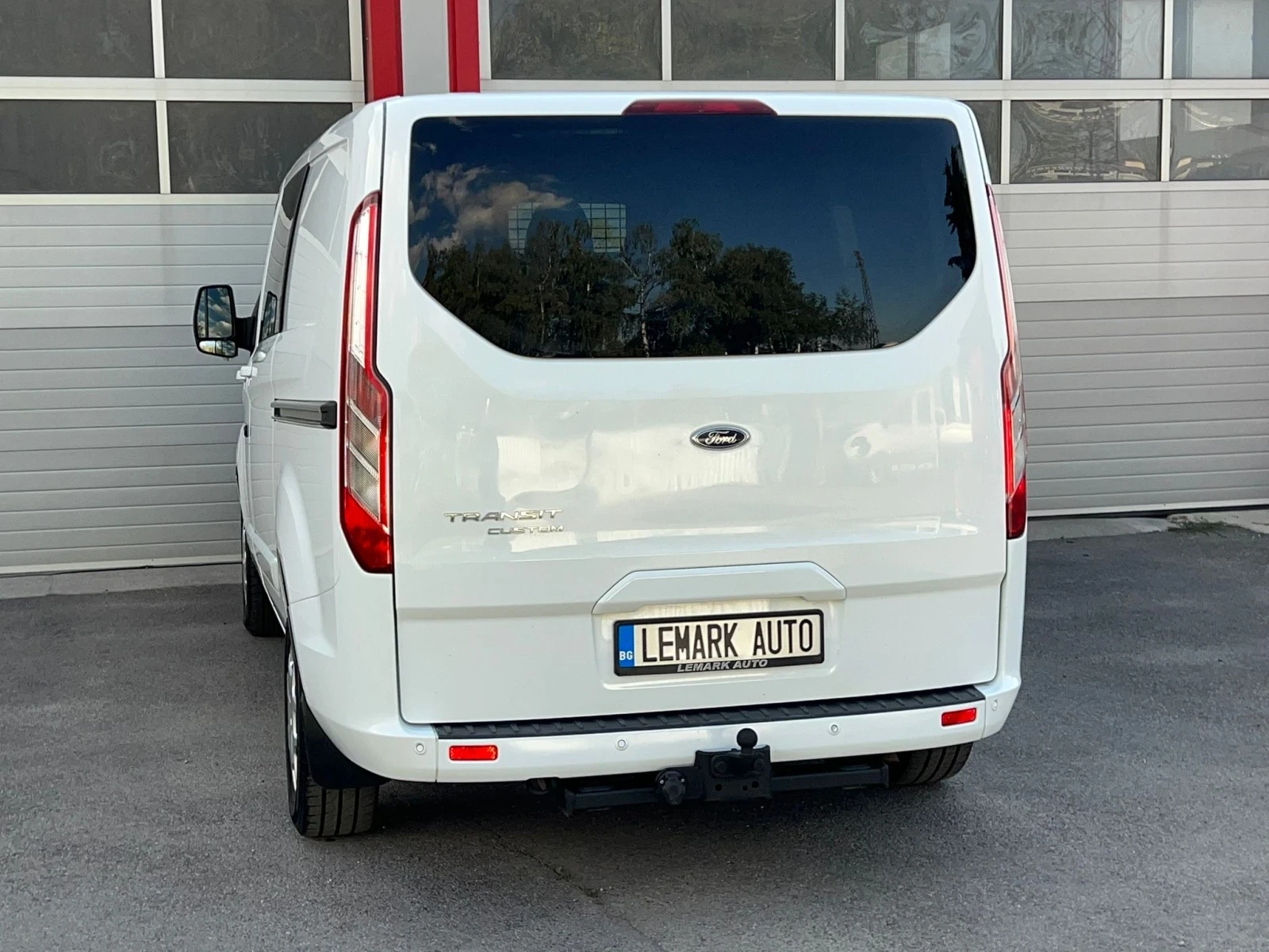 Ford Transit Custom 2.0TDCI LIMITED AUTOMATIK NAVI 6-МЕСТЕН EVRO 6B - изображение 9