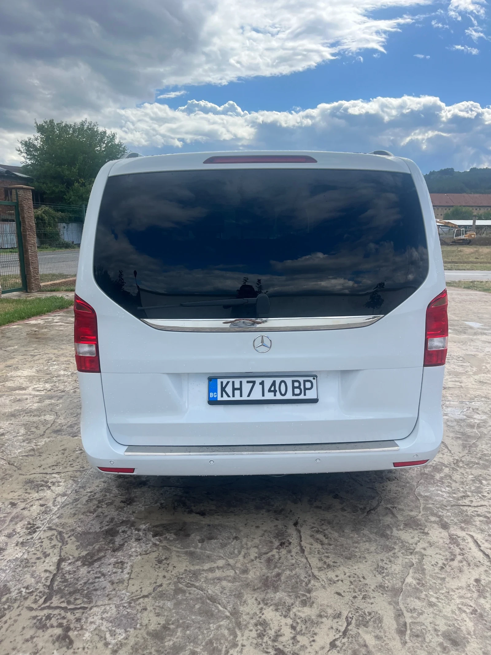 Mercedes-Benz V Long - изображение 6