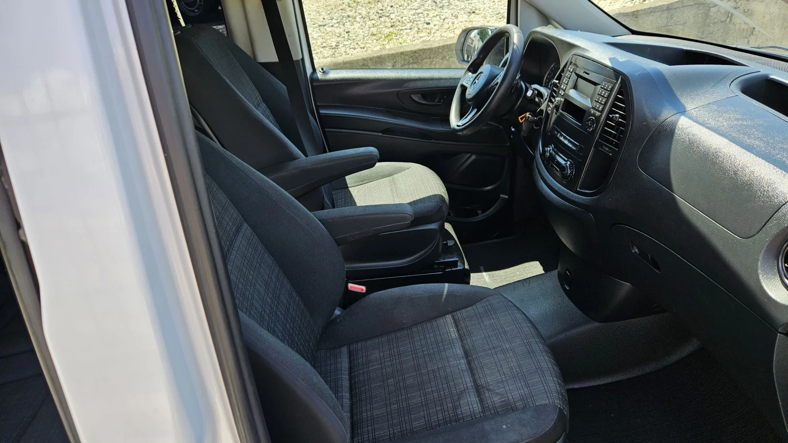 Mercedes-Benz Vito Автомат 9скорости, снимка 14 - Бусове и автобуси - 55061639