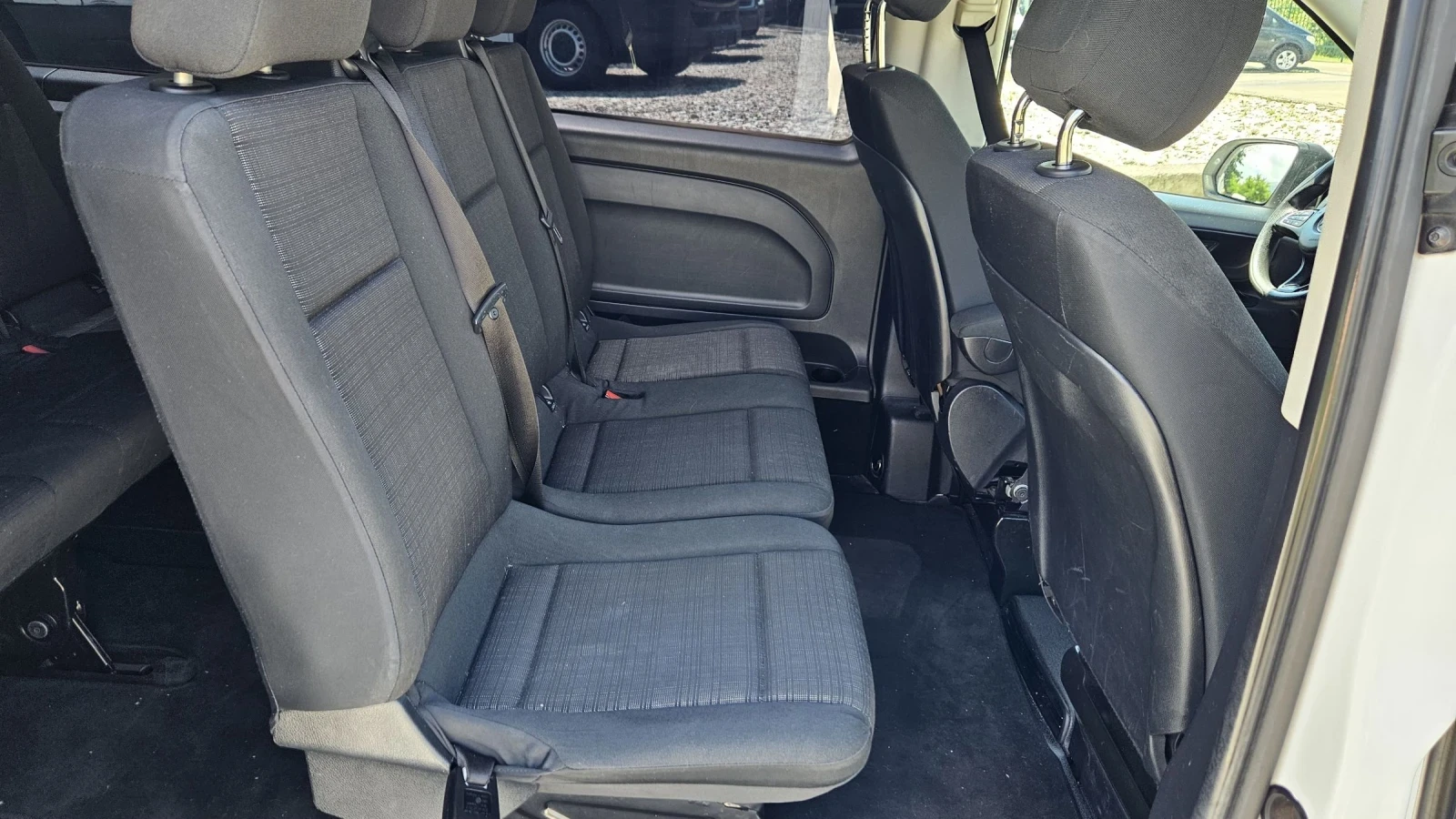 Mercedes-Benz Vito Автомат 9скорости, снимка 13 - Бусове и автобуси - 55061639