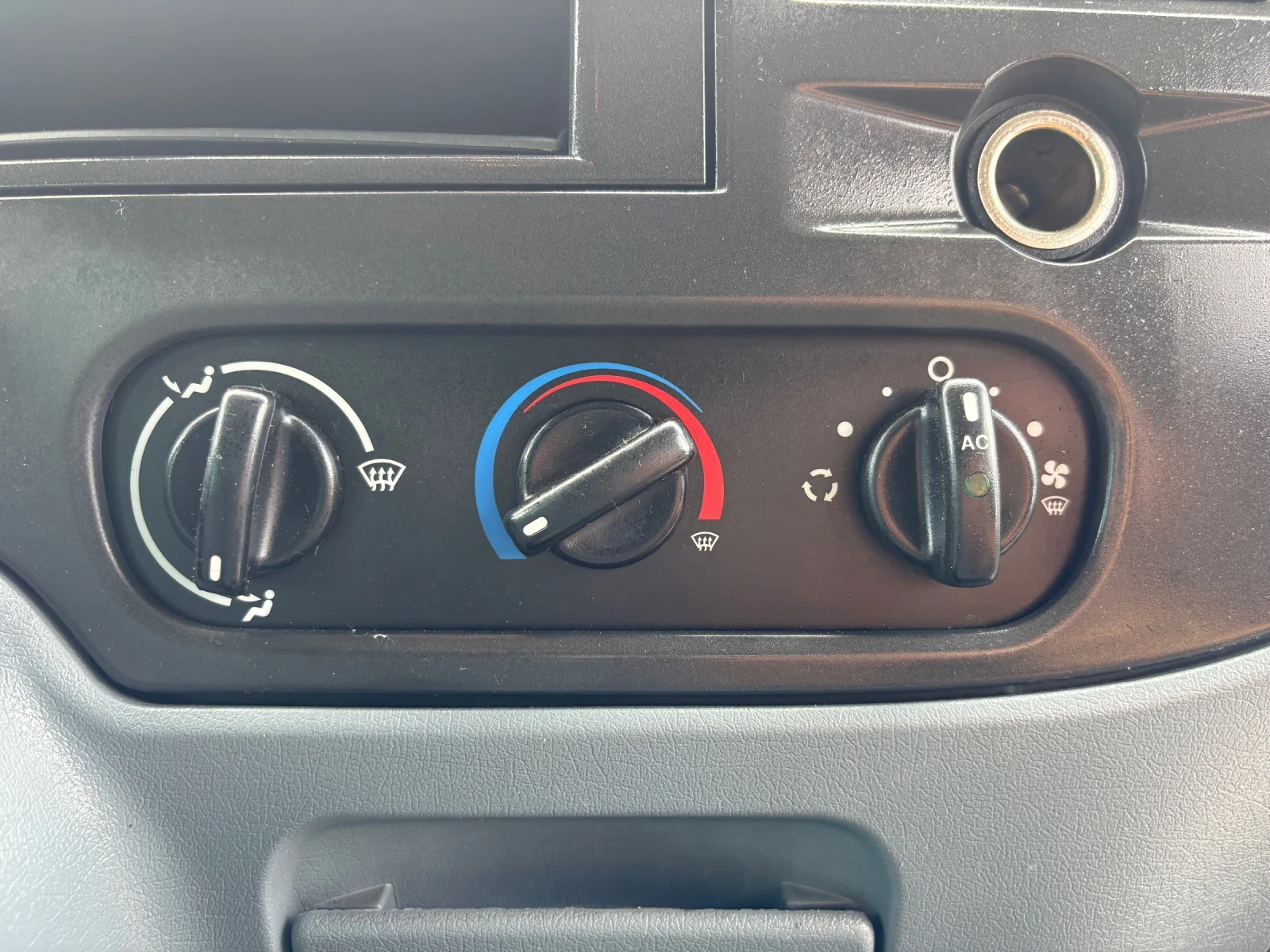 Ford Transit ����� ��������! 9-������! 212, 000��!!! | Mobile.bg � ����������� 9