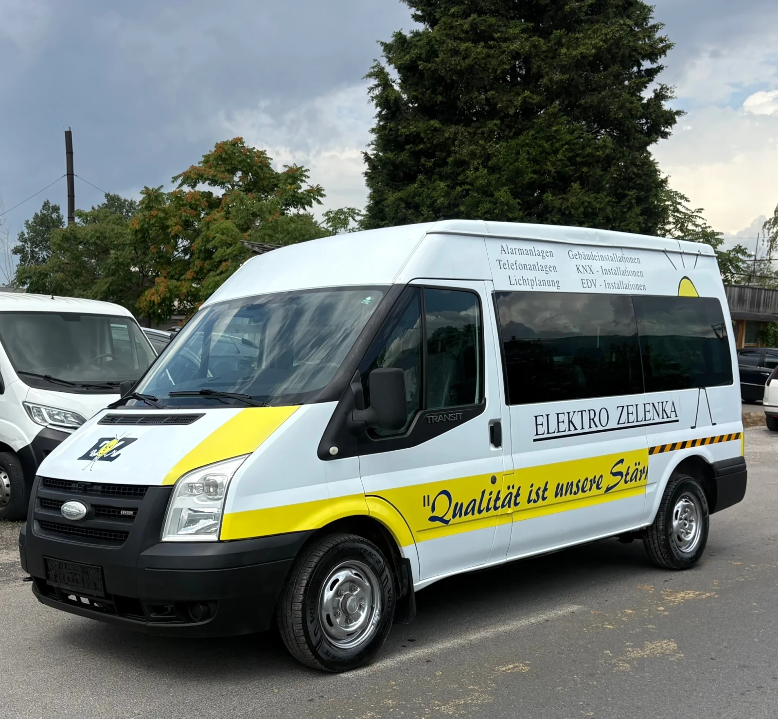 Ford Transit ДВОЕН КЛИМАТИК! 9-Местен! 212, 000км!!!