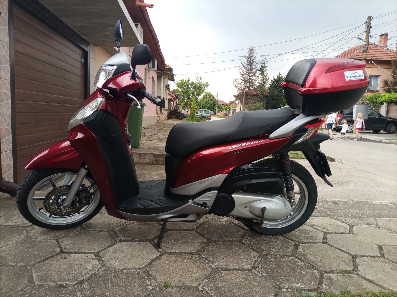 Honda Sh 300I ABS - изображение 2