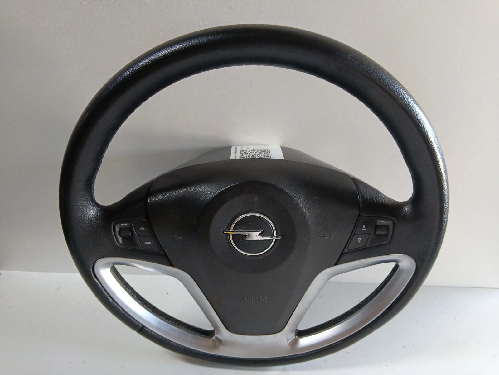 волан с еърбек Opel Antara