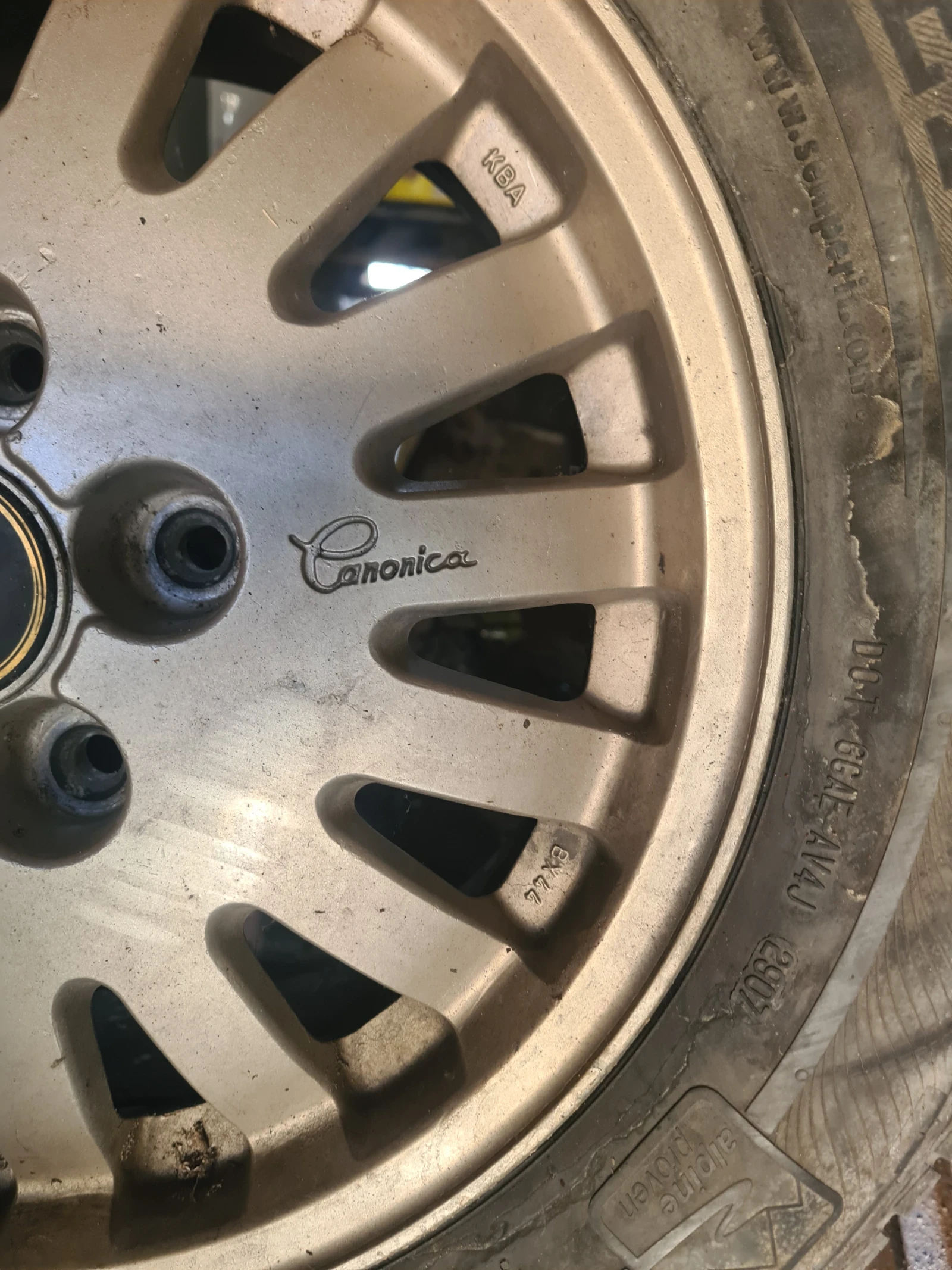 ���������� ������ �� �������� 15 ���� | Mobile.bg � ����������� 5
