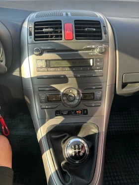 Toyota Auris 1.6 VVT-i, снимка 9