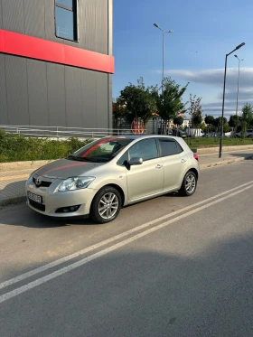 Toyota Auris 1.6 VVT-i, снимка 2