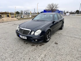  Mercedes-Benz E 320