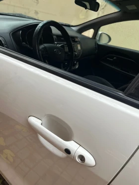 Kia Rio Kia Rio 1, 1 tdi , снимка 7 — Bazar.bg Kia Rio Kia Rio 1, 1 tdi , снимка 7