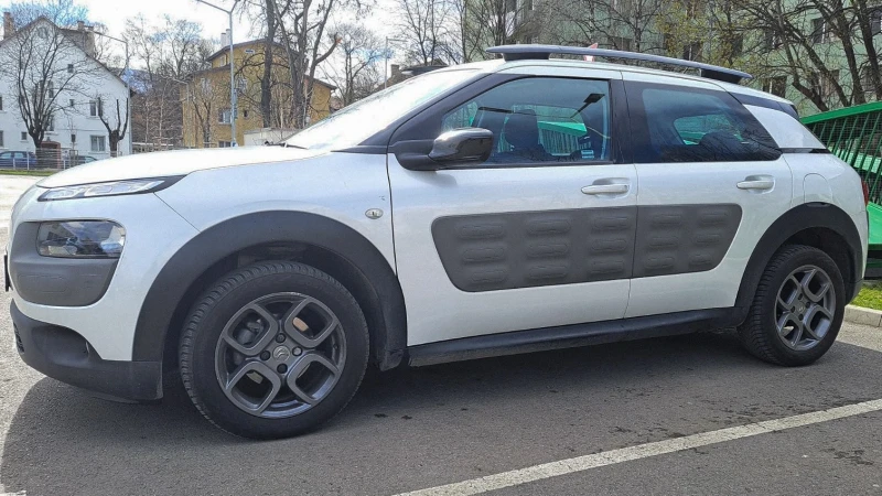 Citroen C4 Cactus 1.2 PureTech * 82h.p * , снимка 9 - Автомобили и джипове - 47268204