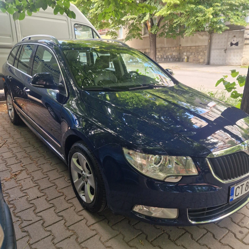 Skoda Superb, снимка 12 - Автомобили и джипове - 45916506